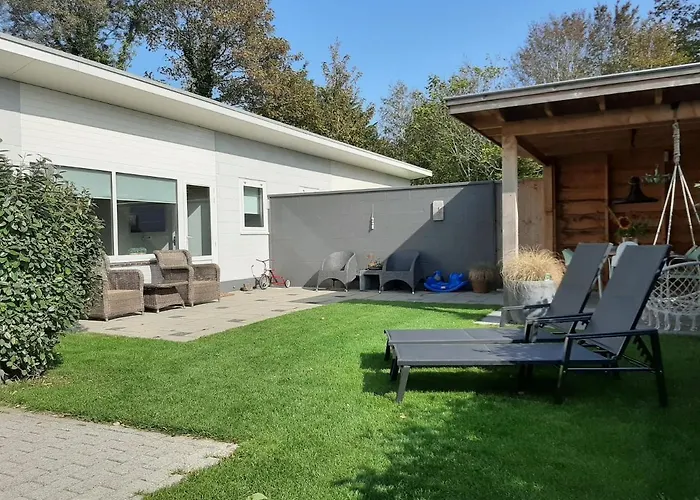 Banjaard Beachhouse Patrijzenlaan 14