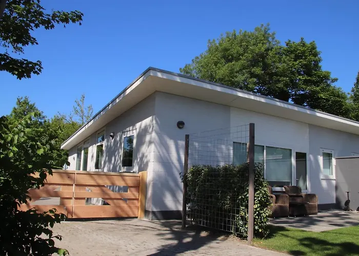 Banjaard Beachhouse Patrijzenlaan 14